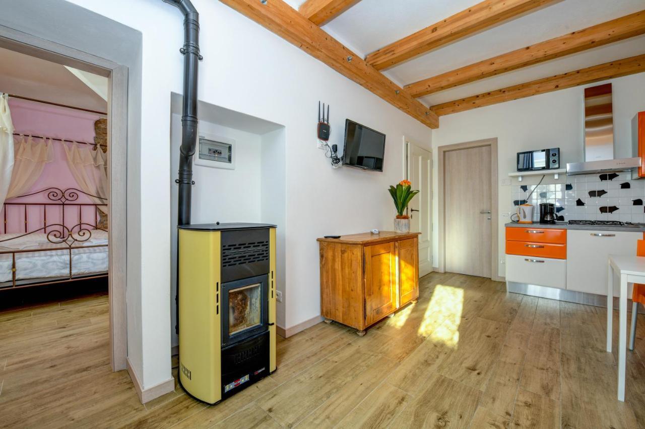Casa Nel Borgo - Il Picchio Lejlighed Tremosine Eksteriør billede